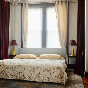 Bed & Breakfast Pl And Gallery