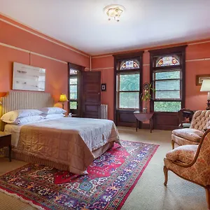 Guest house Manhattan Guest Suites