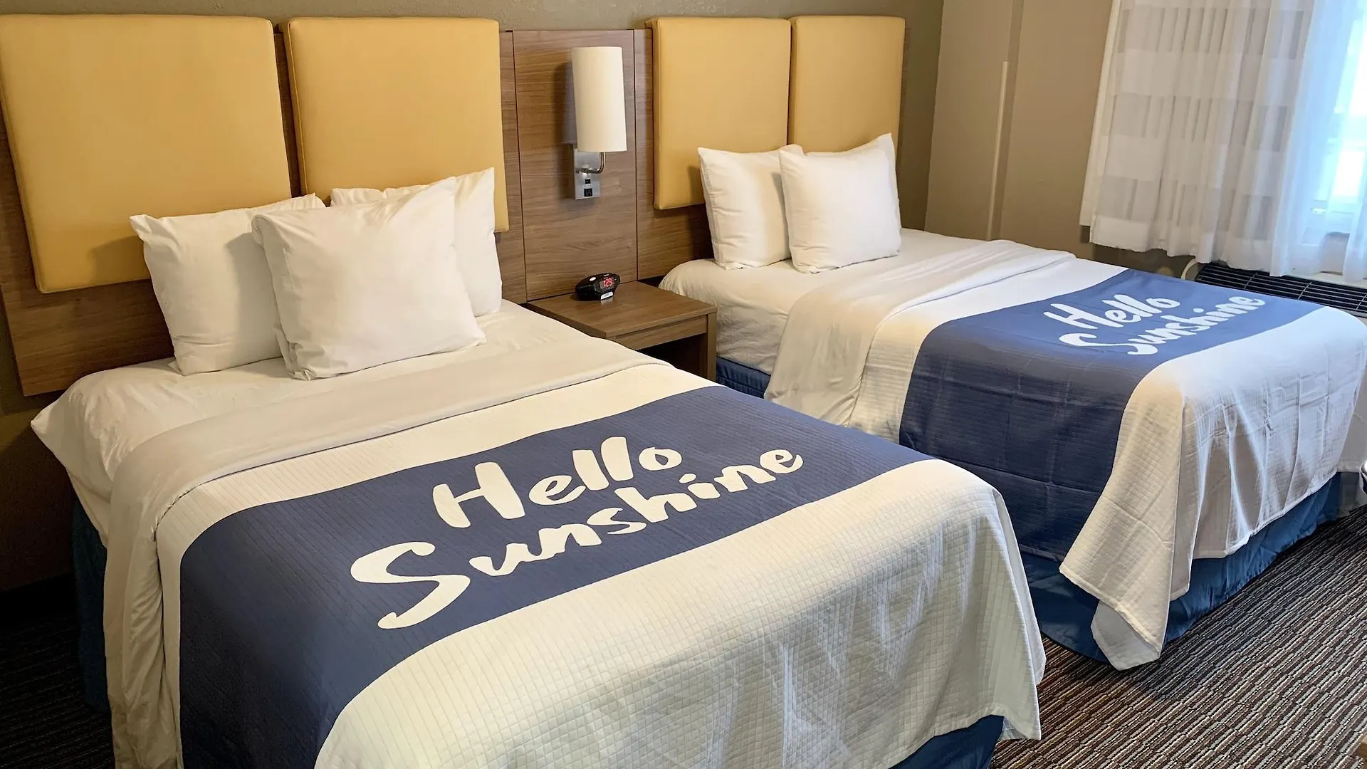 Days Inn By Wyndham Brooklyn Borough Park New York Hotel