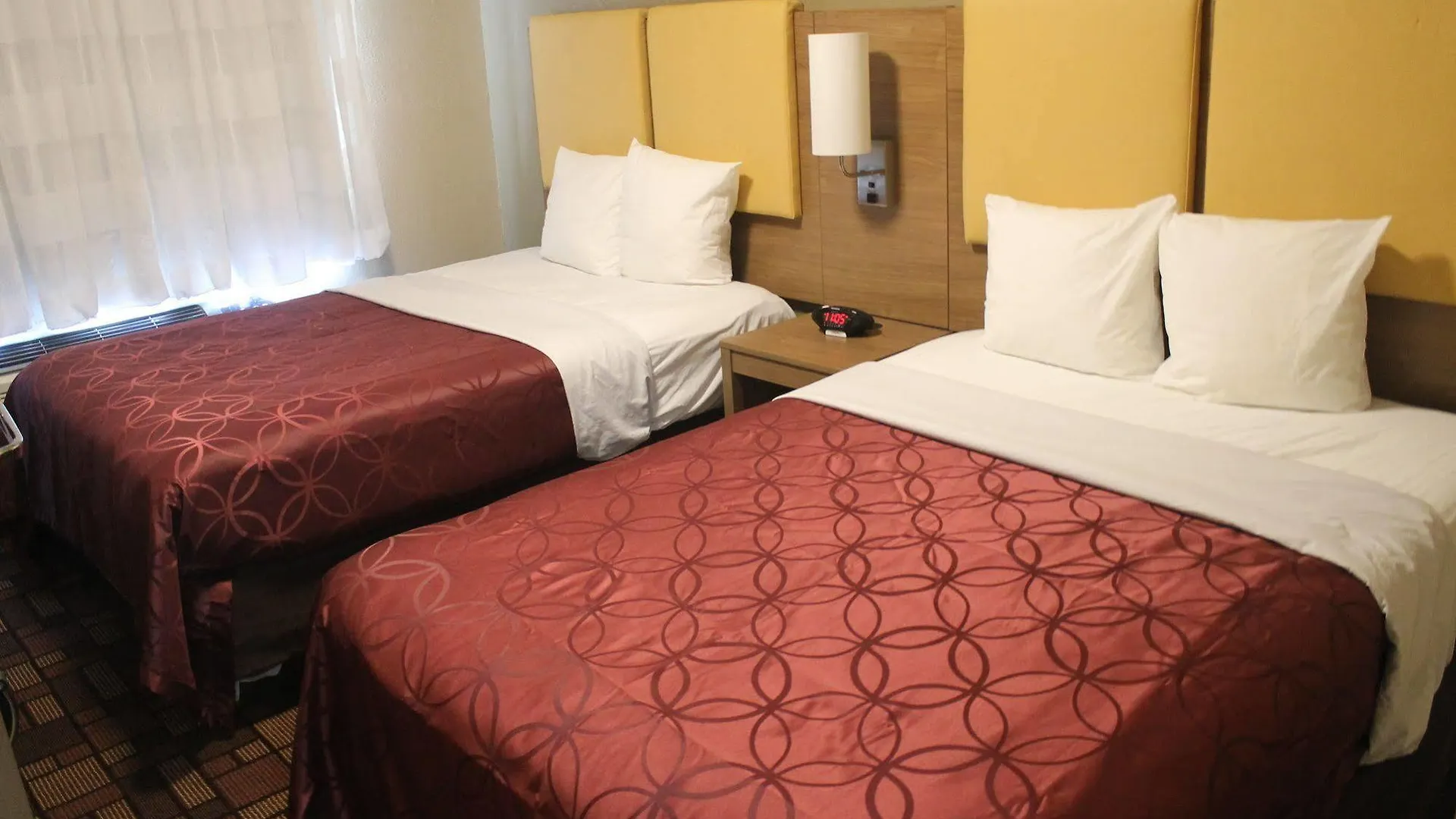 Hotel Days Inn By Wyndham Brooklyn Borough Park New York