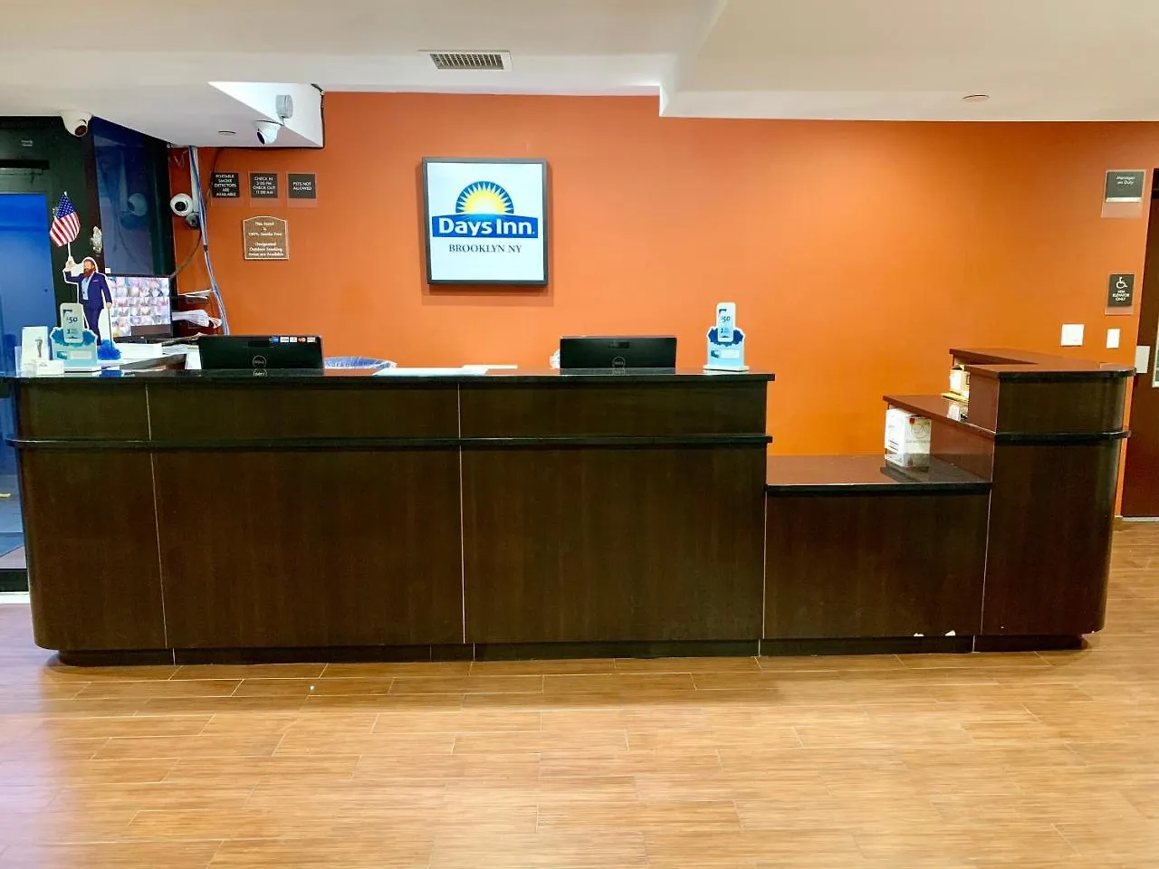 *** Hotel Days Inn By Wyndham Brooklyn Borough Park New York Stati Uniti