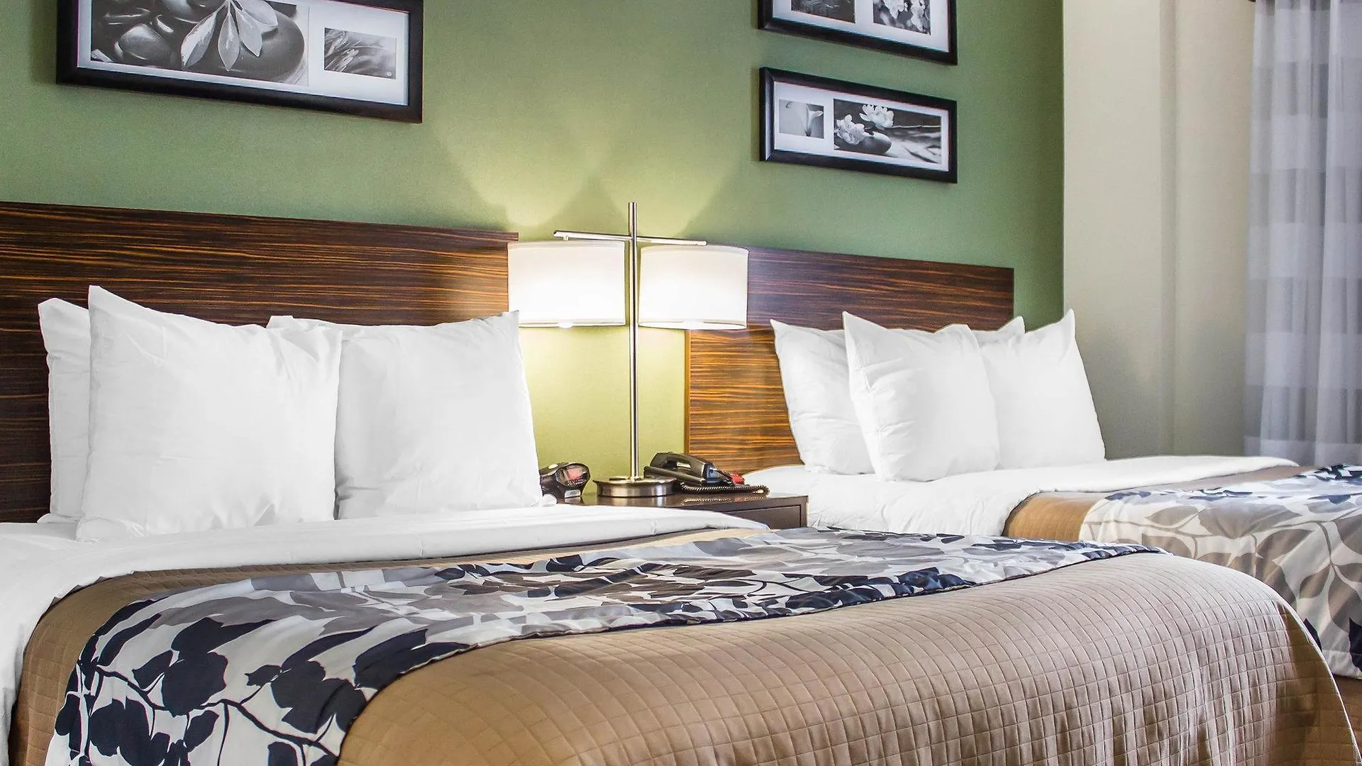 Days Inn By Wyndham Brooklyn Borough Park Нью-Йорк Отель
