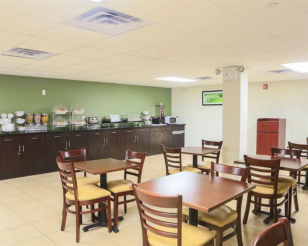 *** Отель Days Inn By Wyndham Brooklyn Borough Park Нью-Йорк США