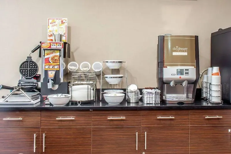 Отель Days Inn By Wyndham Brooklyn Borough Park Нью-Йорк