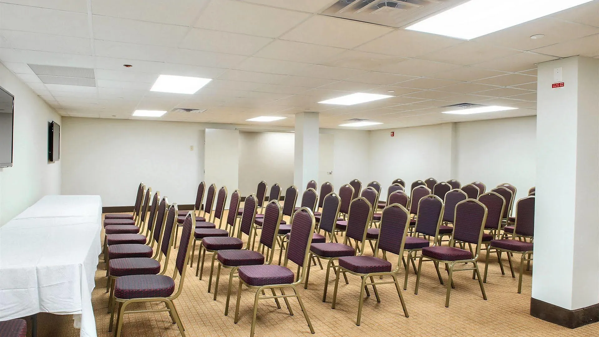 Days Inn By Wyndham Brooklyn Borough Park Нью-Йорк 3*,