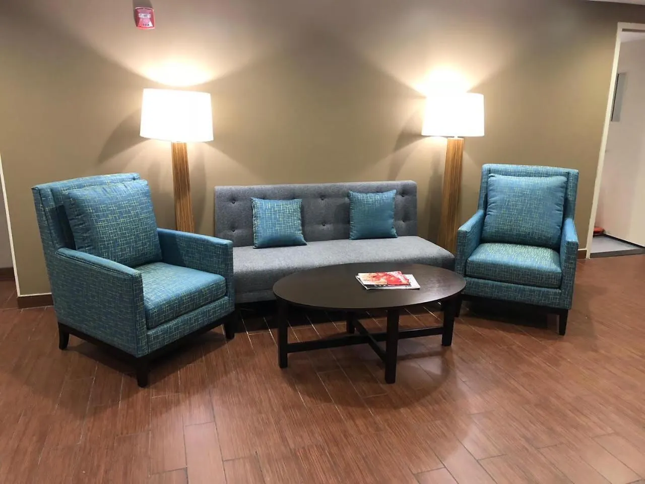 Days Inn By Wyndham Brooklyn Borough Park Нью-Йорк Отель